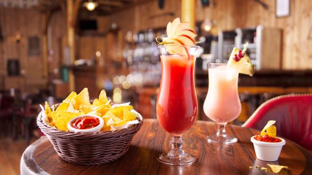 Davy''s Tavern Saloon — Sitzecken