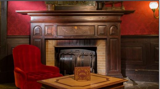 Red Garter Saloon — Saloon-Atmosphäre