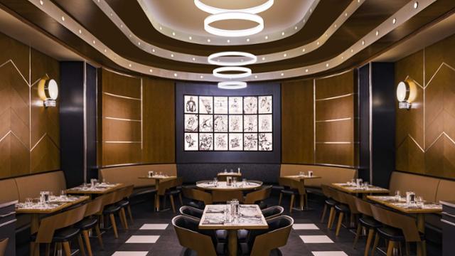 Downtown Restaurant — Sitzbereich