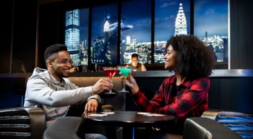Disneys Hotel New York - The Art of Marvel – Sky Bar