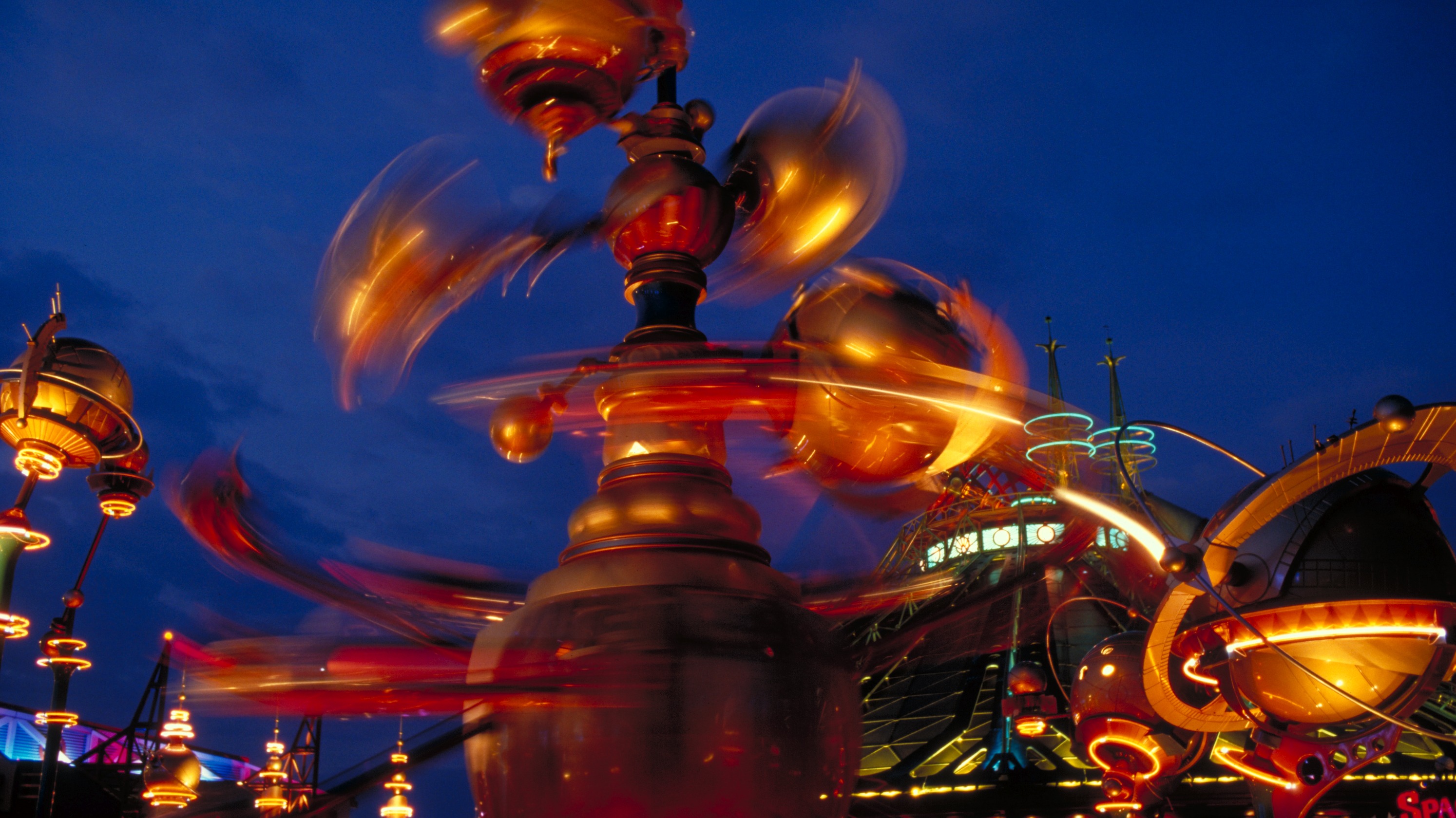 Discoveryland – Orbitron