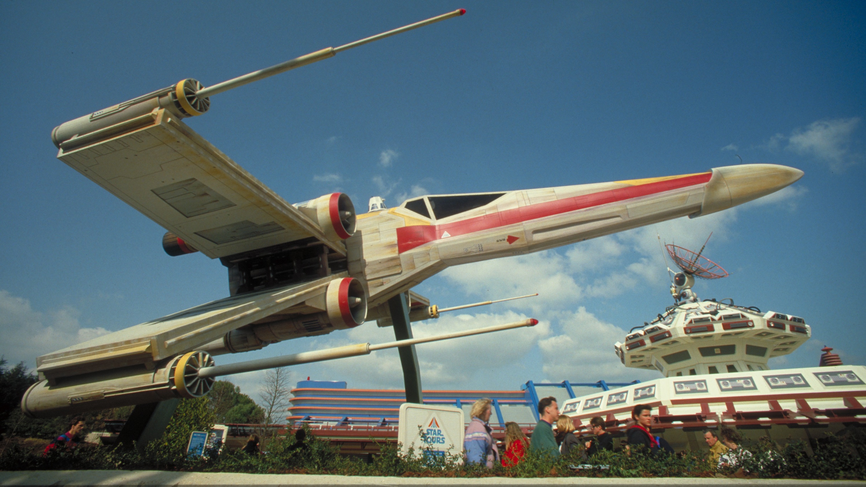Discoveryland – X-Wings