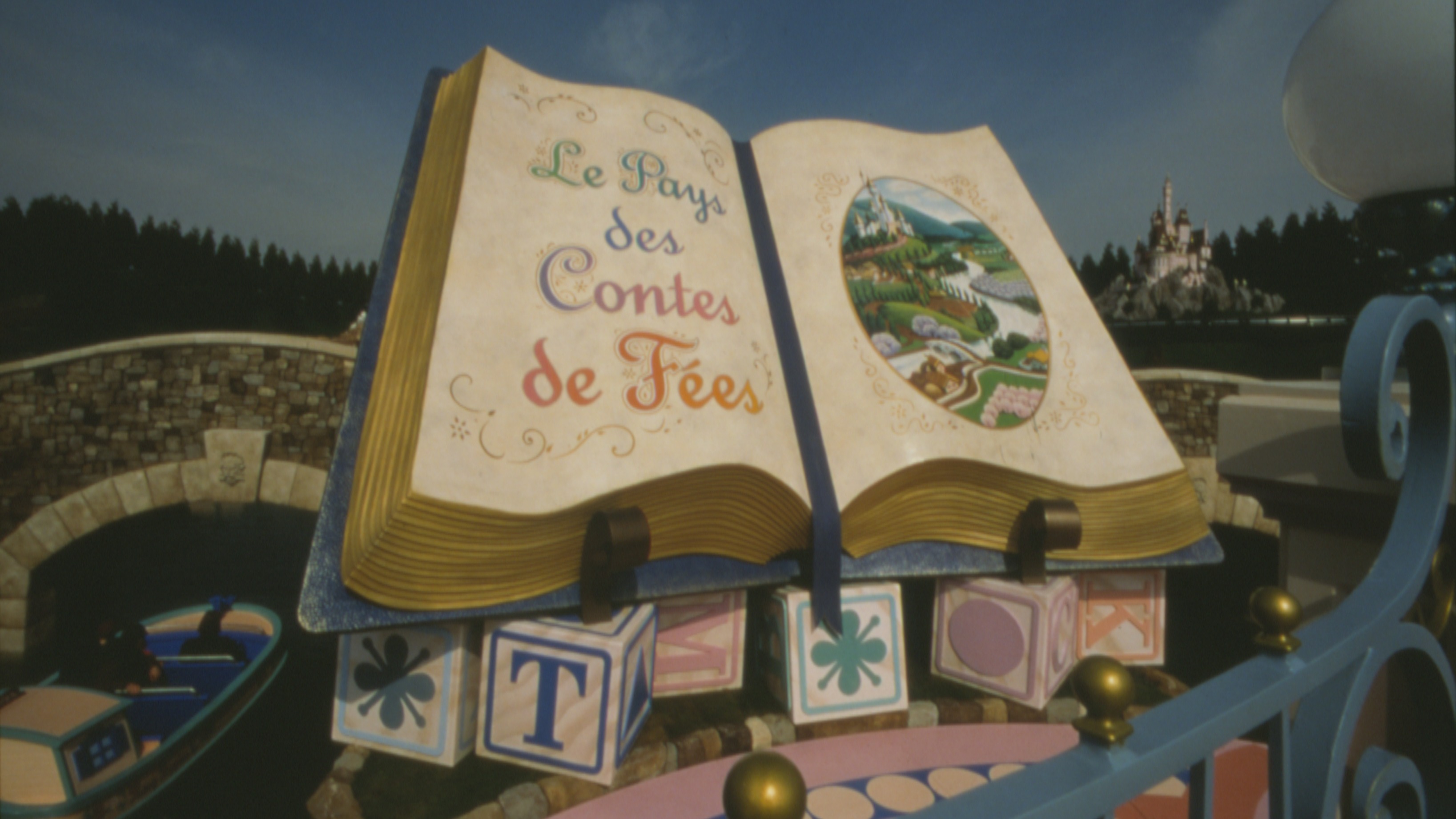 Parken Disneyland Paris – Contemps de Fees